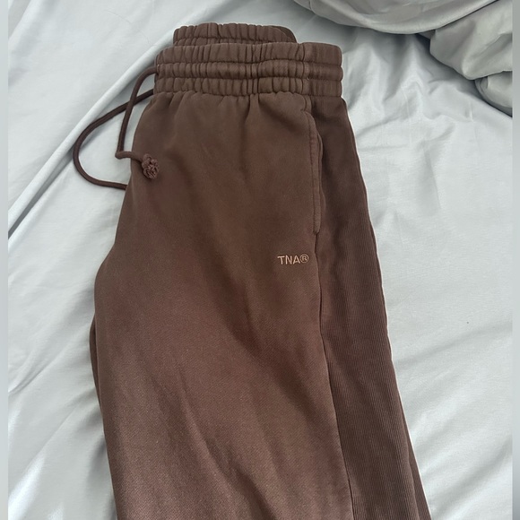 Aritzia TNA Gd rich mocha brown sweatpants size small - Picture 1 of 6